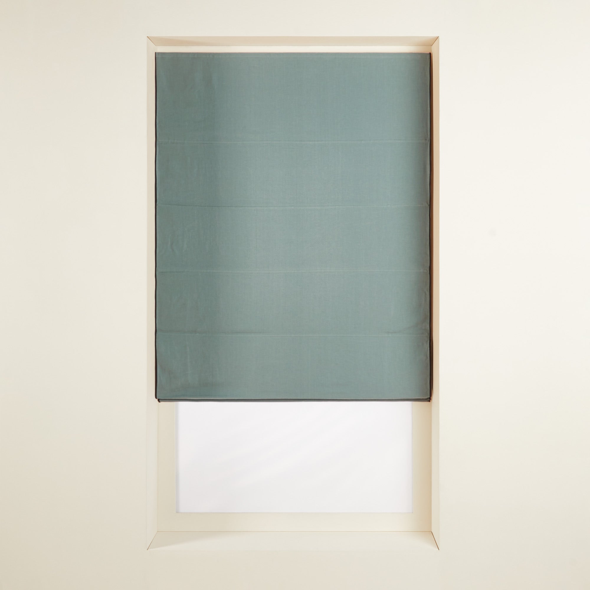 Store bateau occultant CARLINA vert de gris et bourdon noir